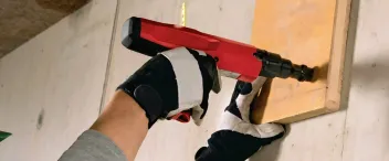 効率的で労力を節約!多機能空気圧ネイルガンが品質と生産性を向上させる